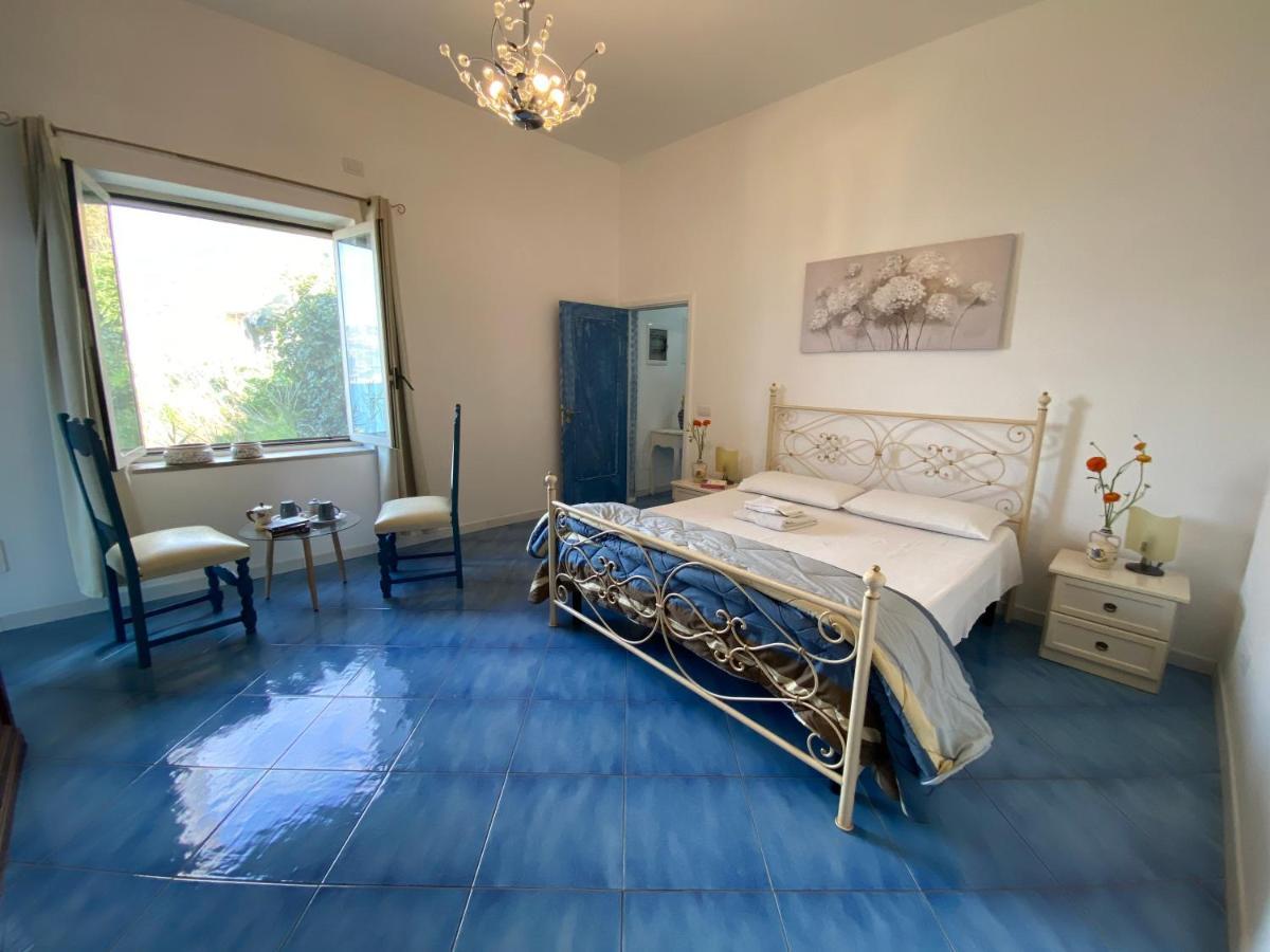 Il Profumo Dei Fiori Suite Praiano Exterior photo